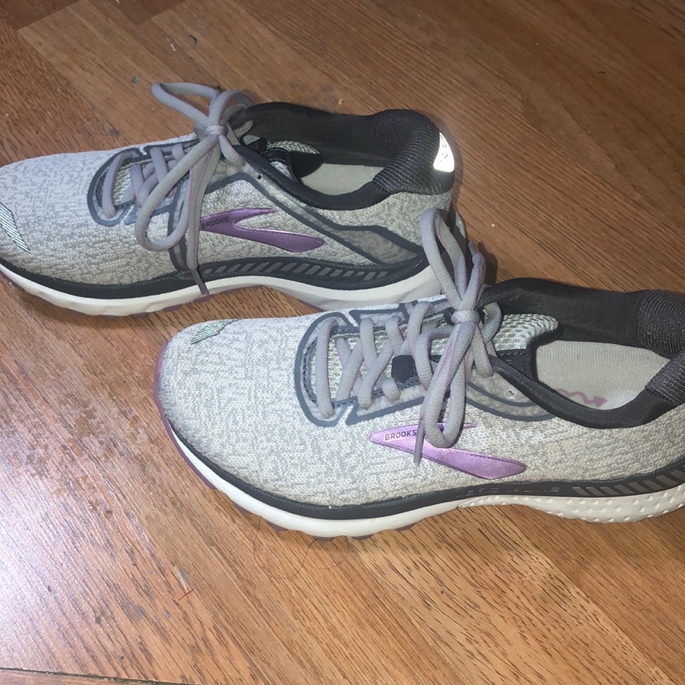 Brooks Running Shoes Adrenaline GTS 20